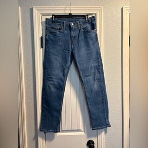 listing-status-banner